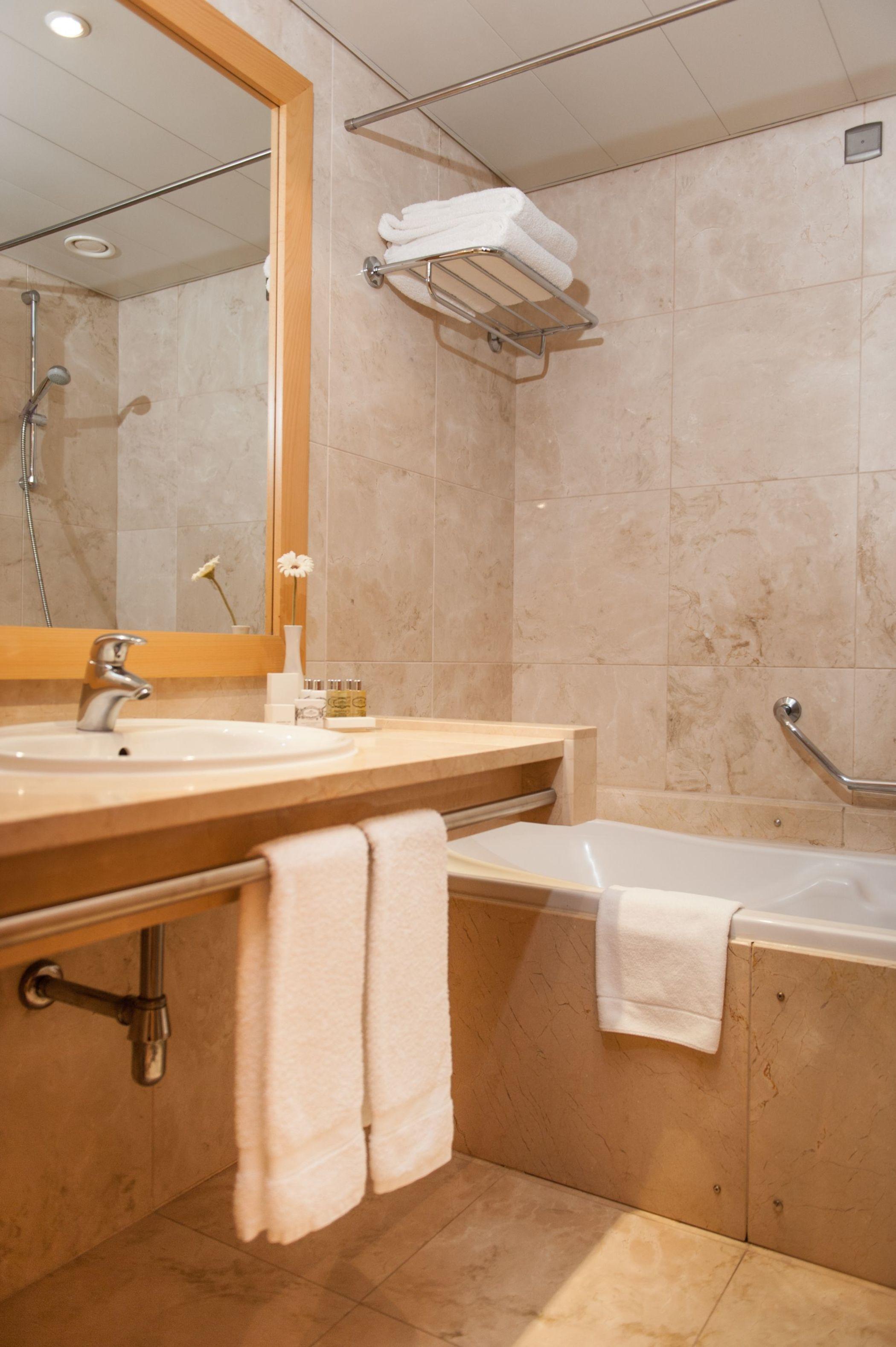 Real Palacio Hotel 5*