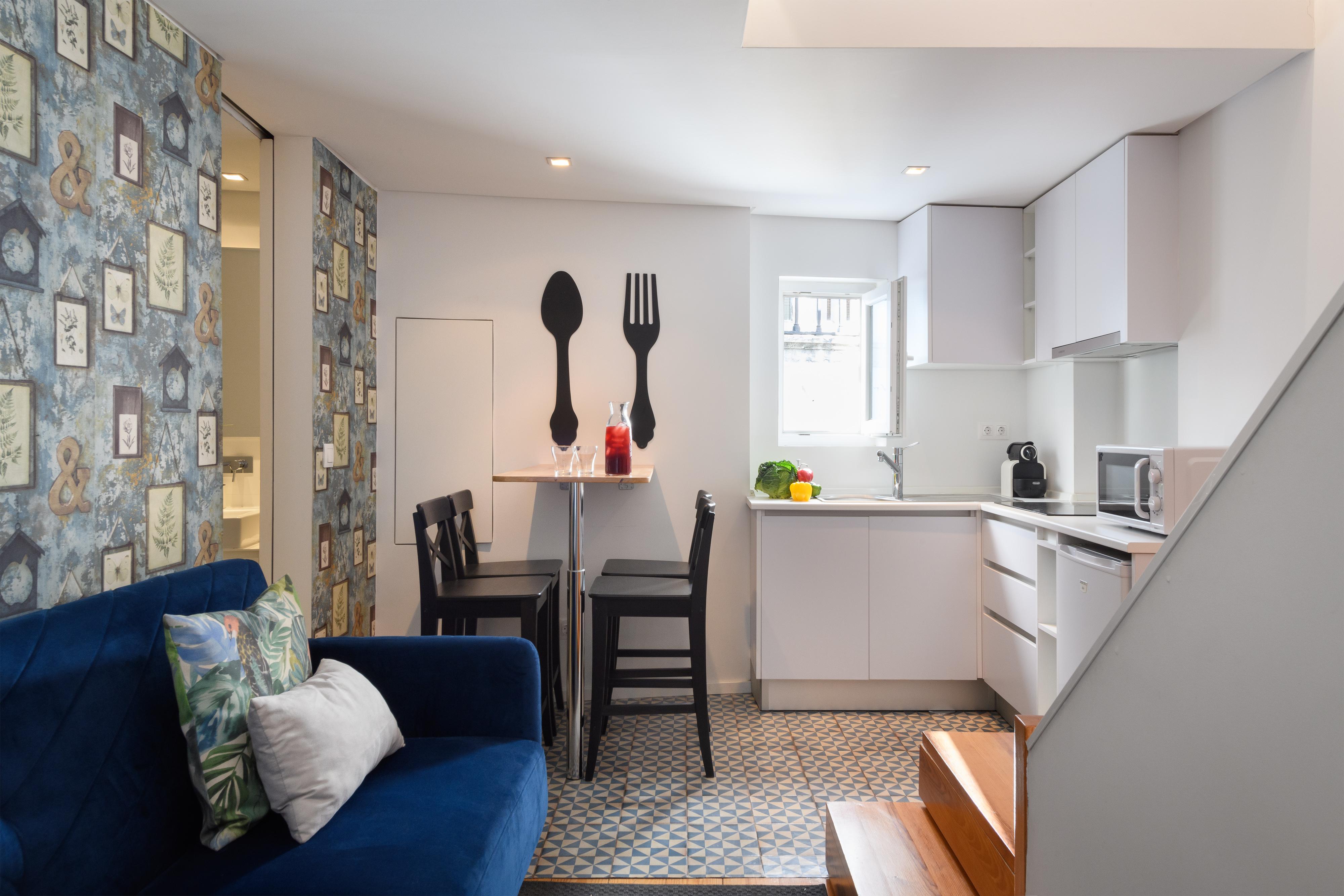 Alfama Yellow House Apartment *