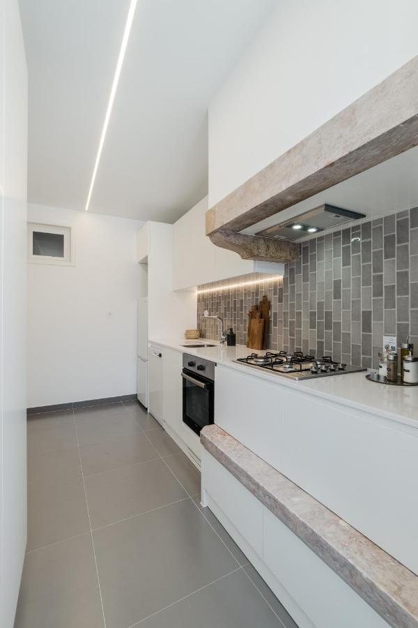 Casa Boma - Charming And Spacious - Campolide Ii Apartamento