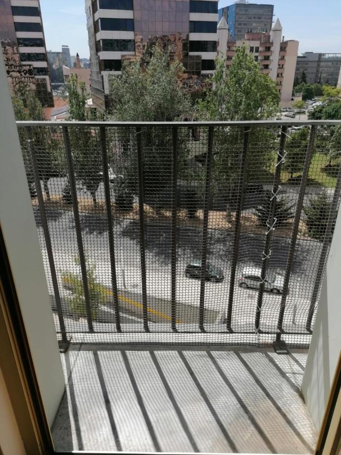Appartement 5min Walk From Subway Station & Free Parking