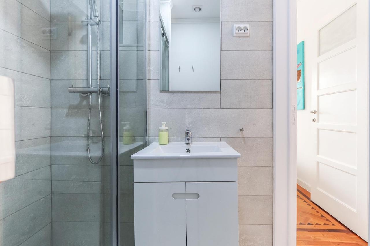 Portucale ! Olaias Design With Terrace Appartement