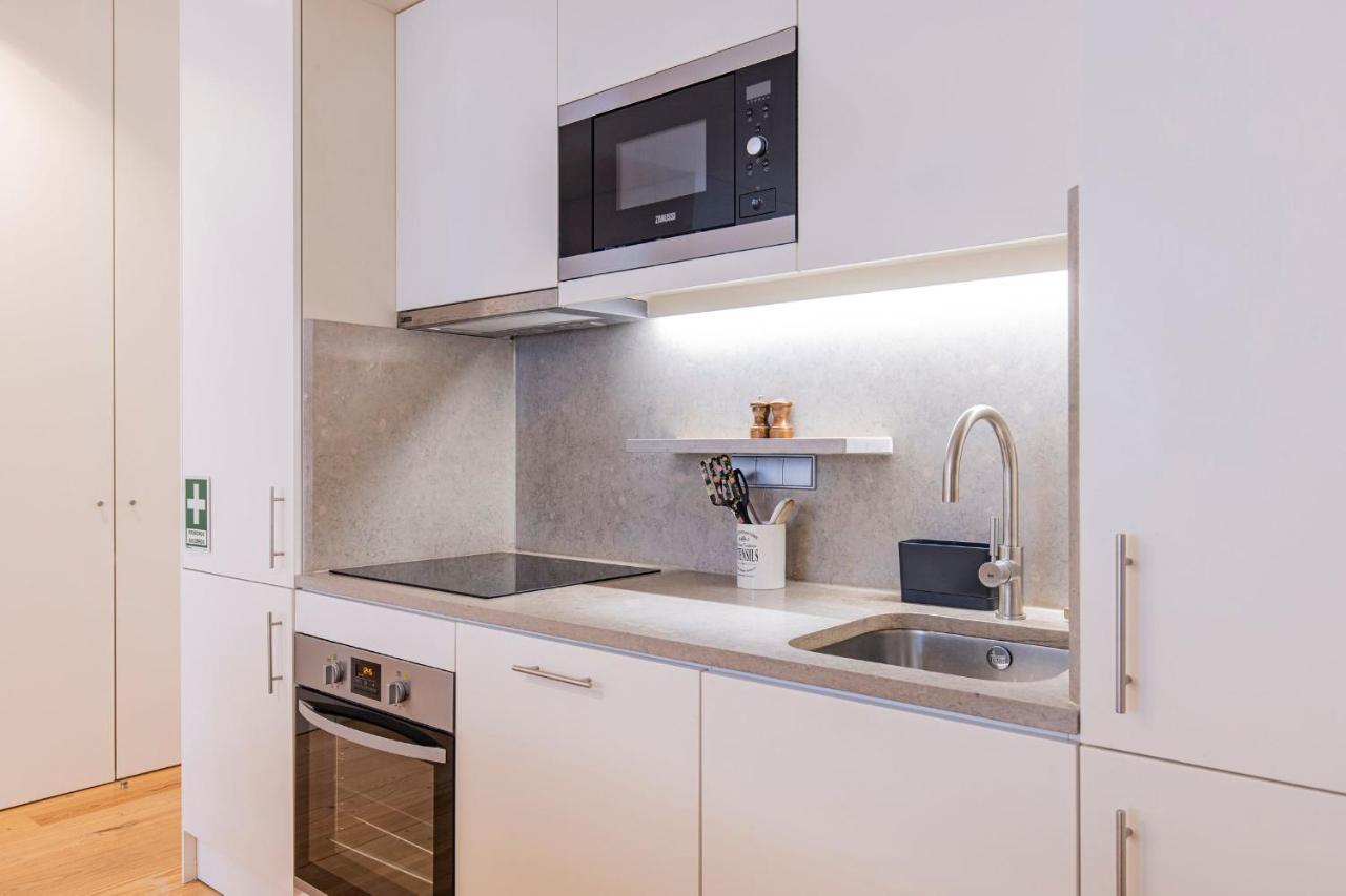 Modern Rustic Flat In Santos By Lovelystay Appartement Lisboa