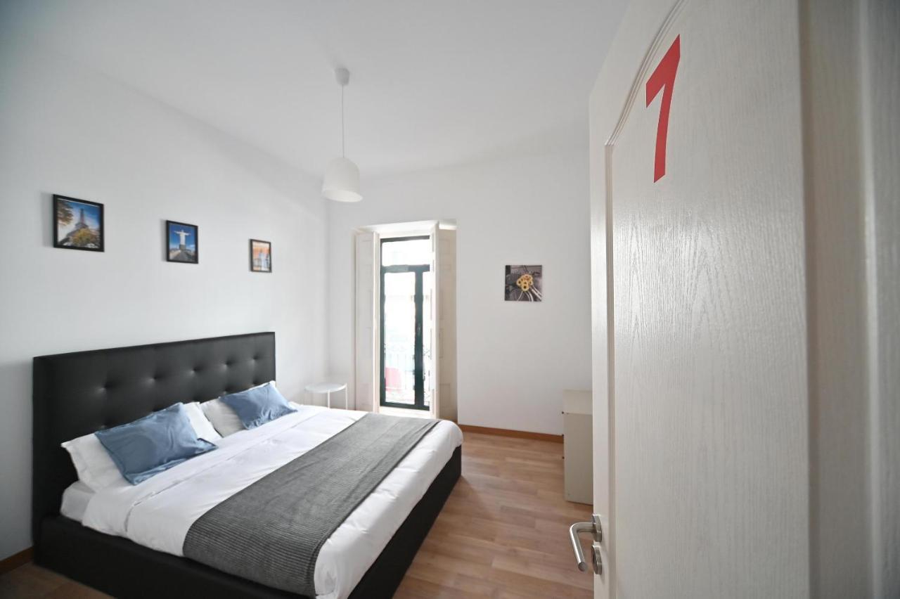 Hostel 7 Requinte Lisbon