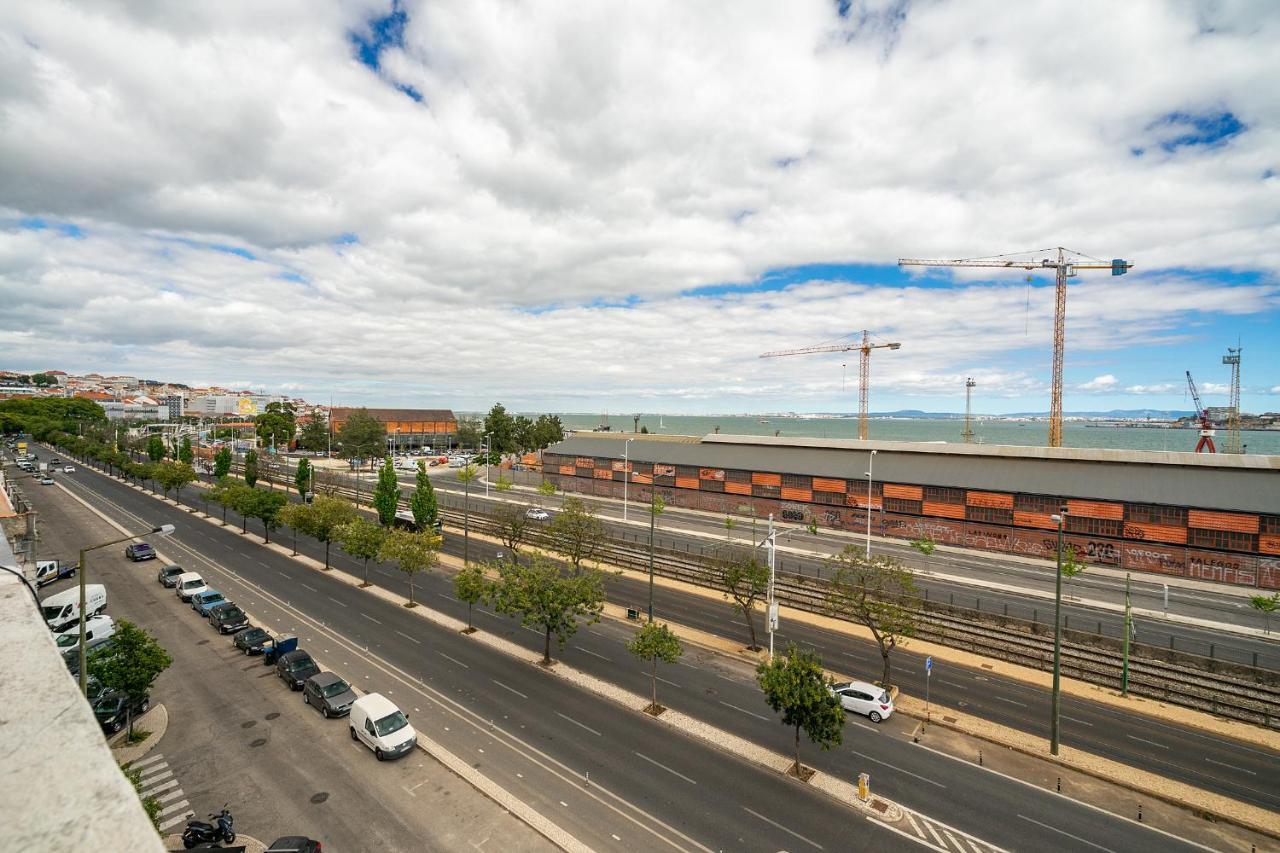 Whome Riverside View 2-bed For Remote Workers & Digital Nomads Appartement Lisboa
