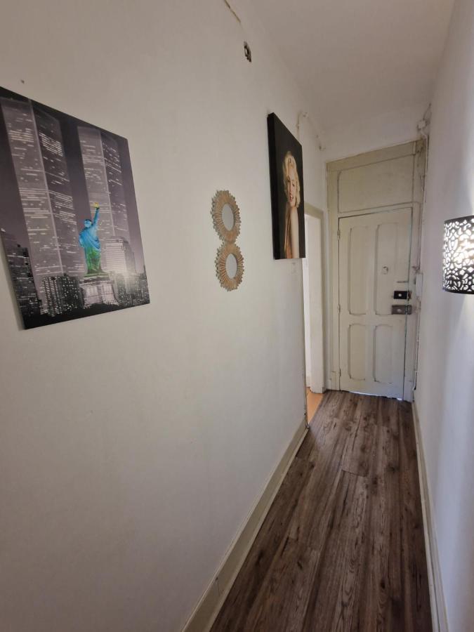 Quarto Em Apartamento Lgbt Adult Only *