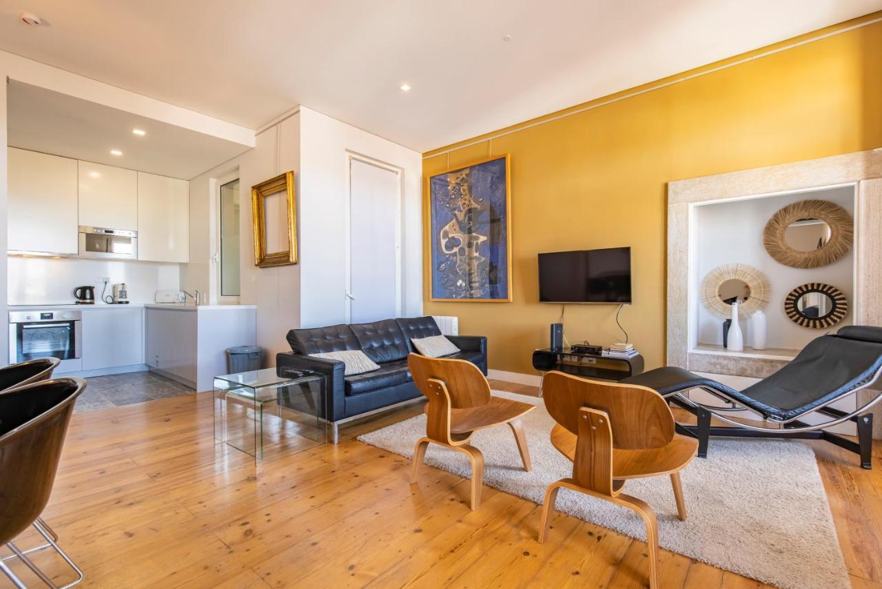 Castelo Design Aparment W/ Balcony & Super View By Lovelystay Appartement