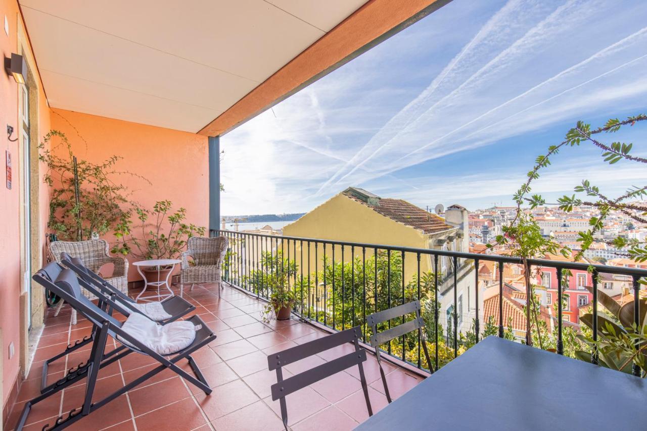 Castelo Design Aparment W/ Balcony & Super View By Lovelystay Apartment *
