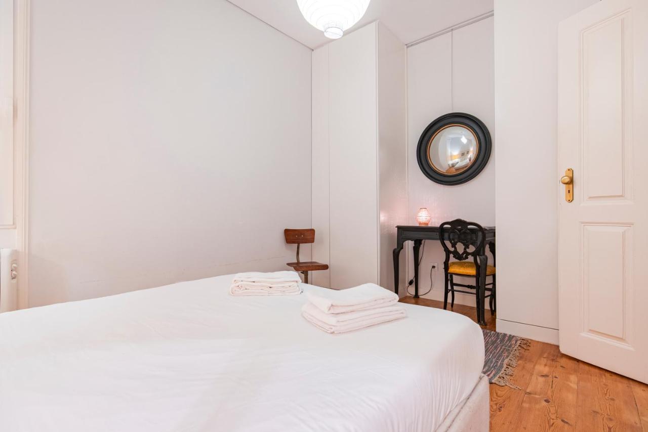Castelo Design Aparment W/ Balcony & Super View By Lovelystay Appartement Lisboa