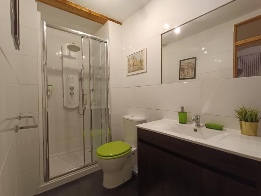 Lx Townhouse Ideal For Big Groups Prime Location Trendy Street Vakantiehuis