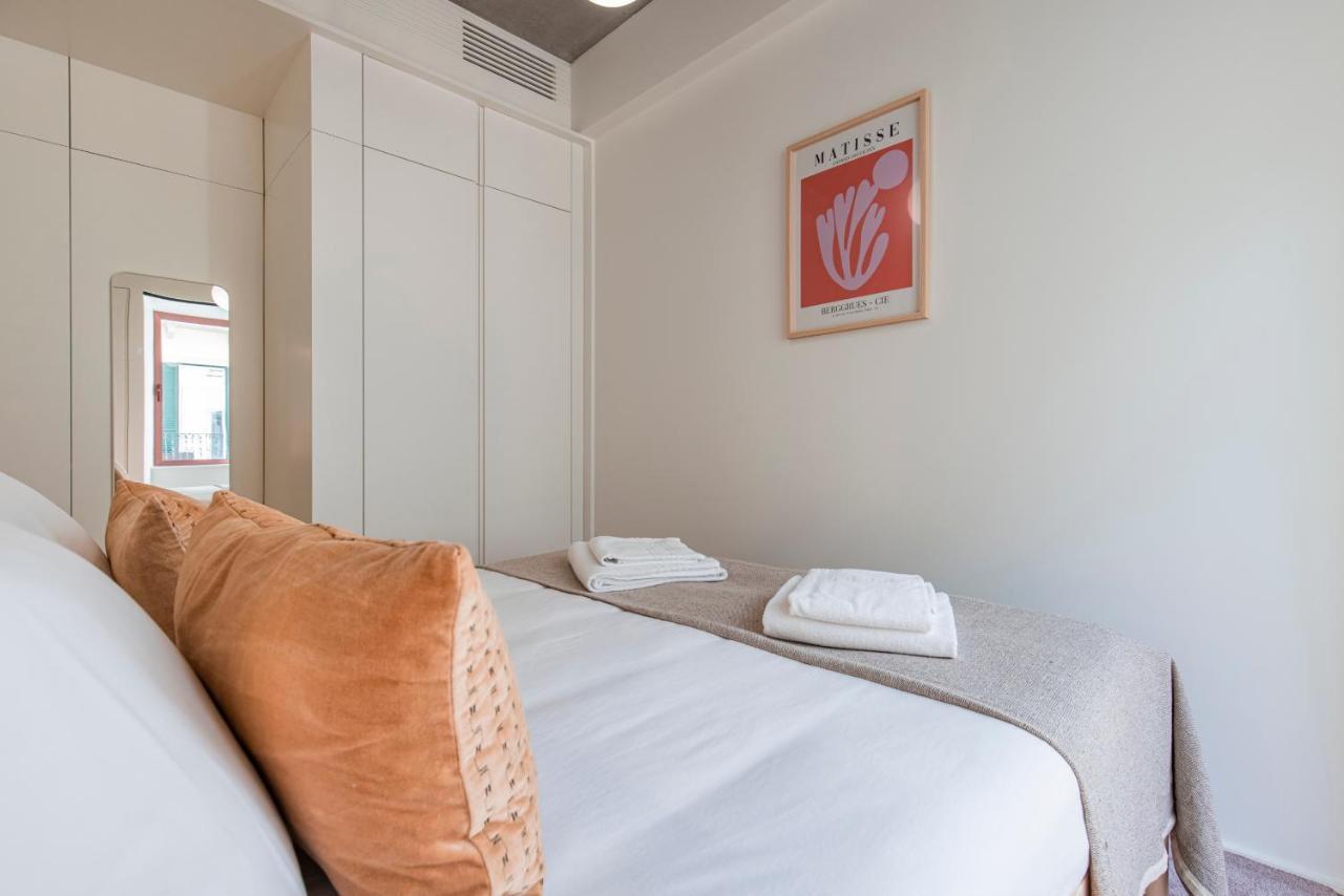 Deluxe 2bdr W/ Patio By Lovelystay Appartement Lissabon