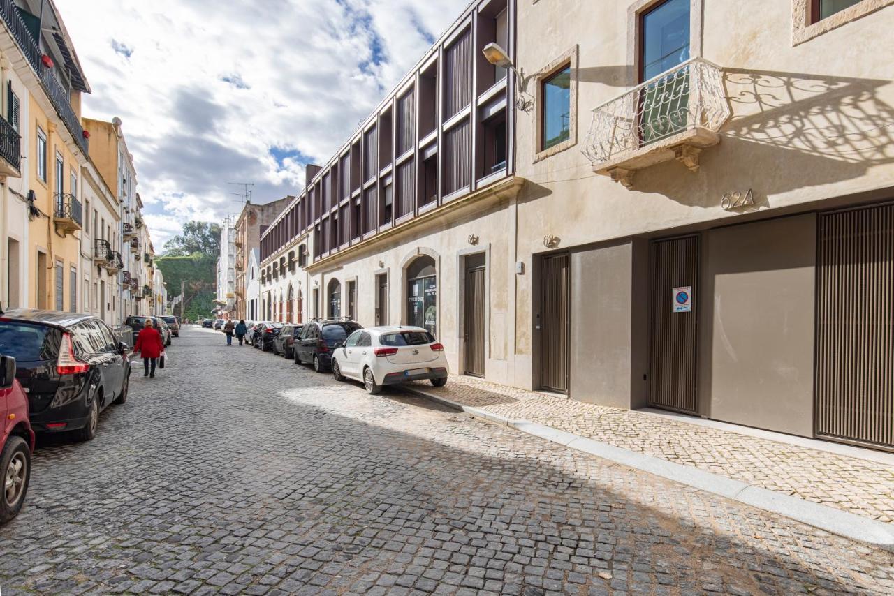 Appartement Deluxe 2bdr W/ Patio By Lovelystay Lissabon