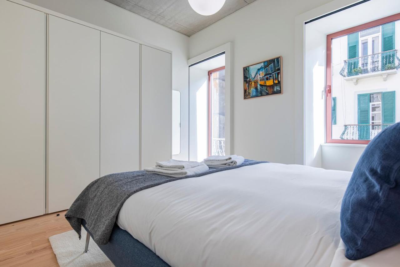 Deluxe 2bdr W/ Patio By Lovelystay * Lissabon