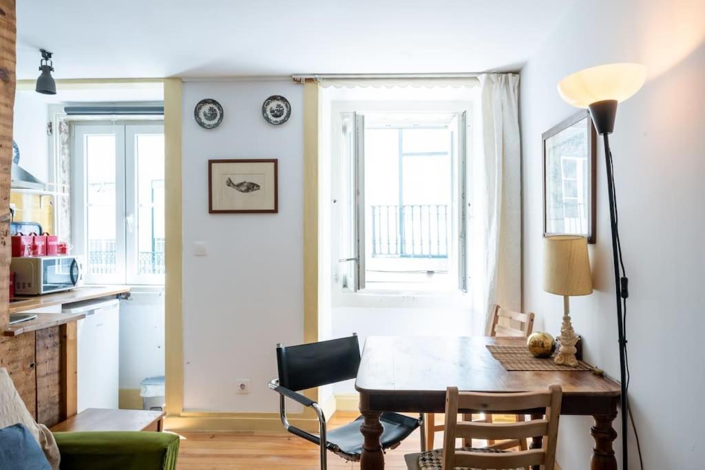Lx Townhouse Ideal For Big Groups Prime Location Trendy Street * Lissabon