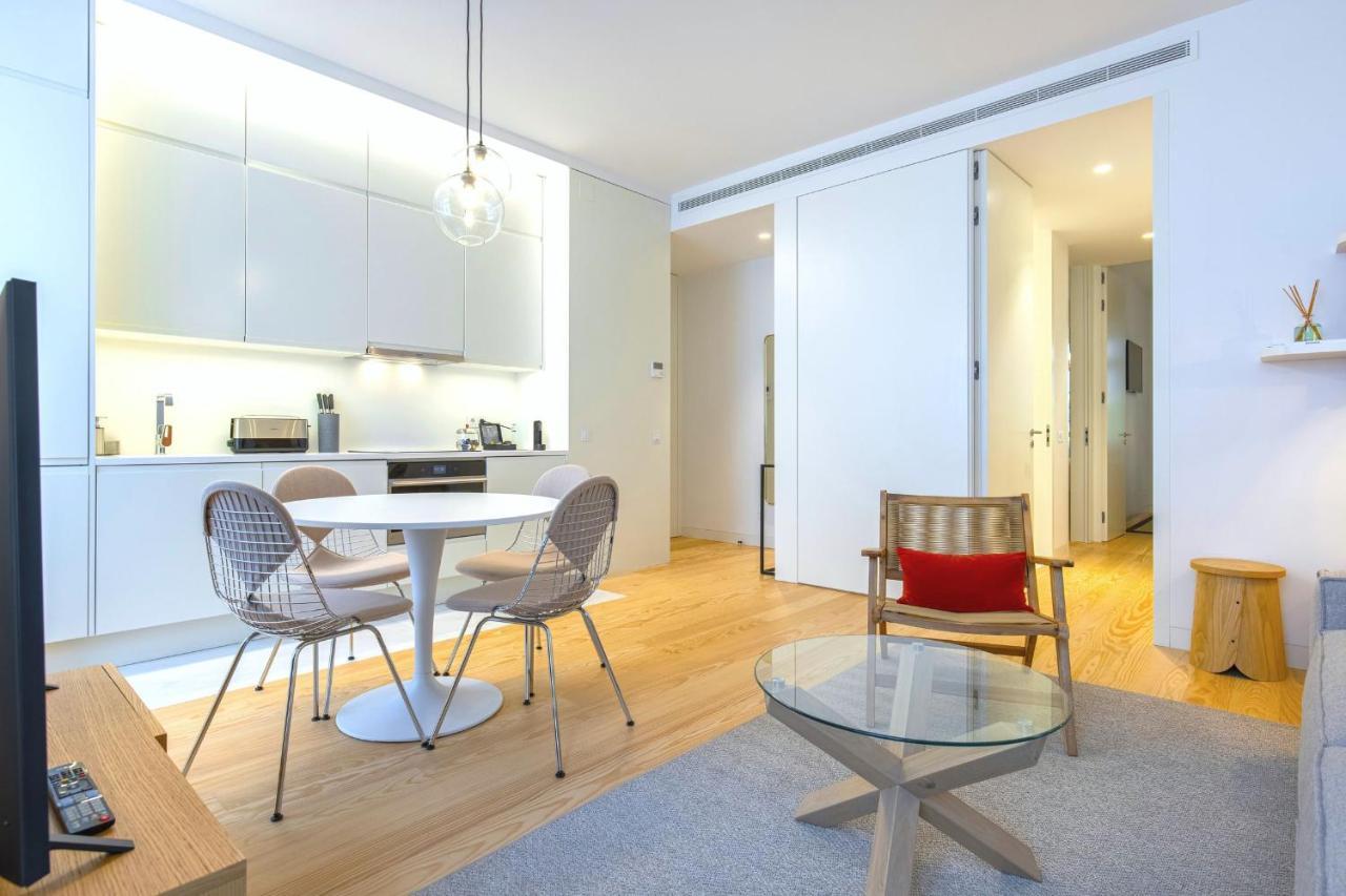 Ando Living - Douradores House