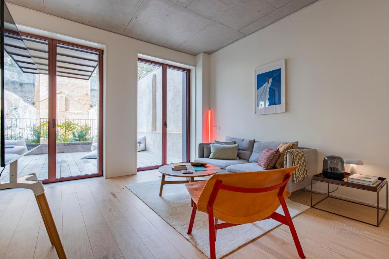 Deluxe 2bdr W/ Patio By Lovelystay Appartement