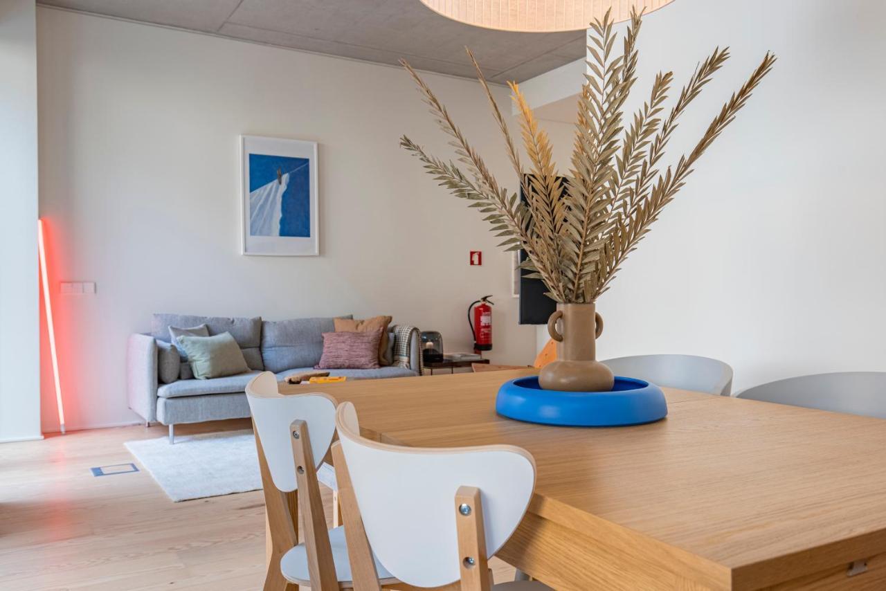 Deluxe 2bdr W/ Patio By Lovelystay Appartement