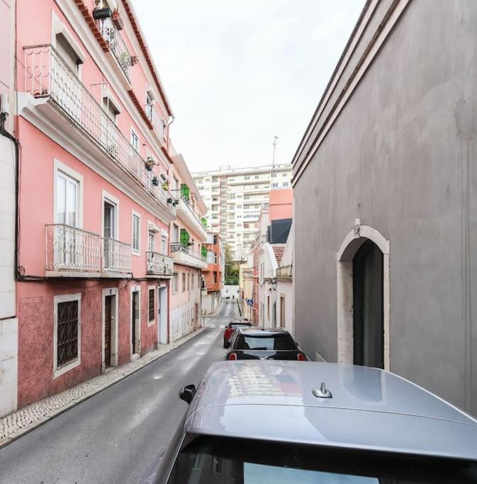 Appartement Portucale ! Campo Ourique Design W/ Balcony