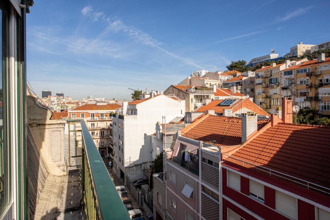 Joivy Cosy 2-bed Flat In Arroios * Lisboa