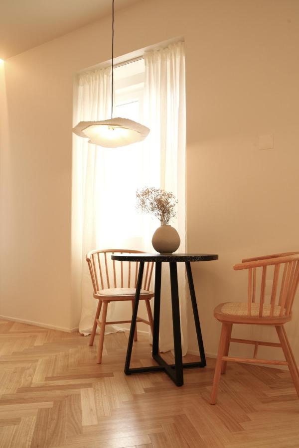 The Slow Appartement