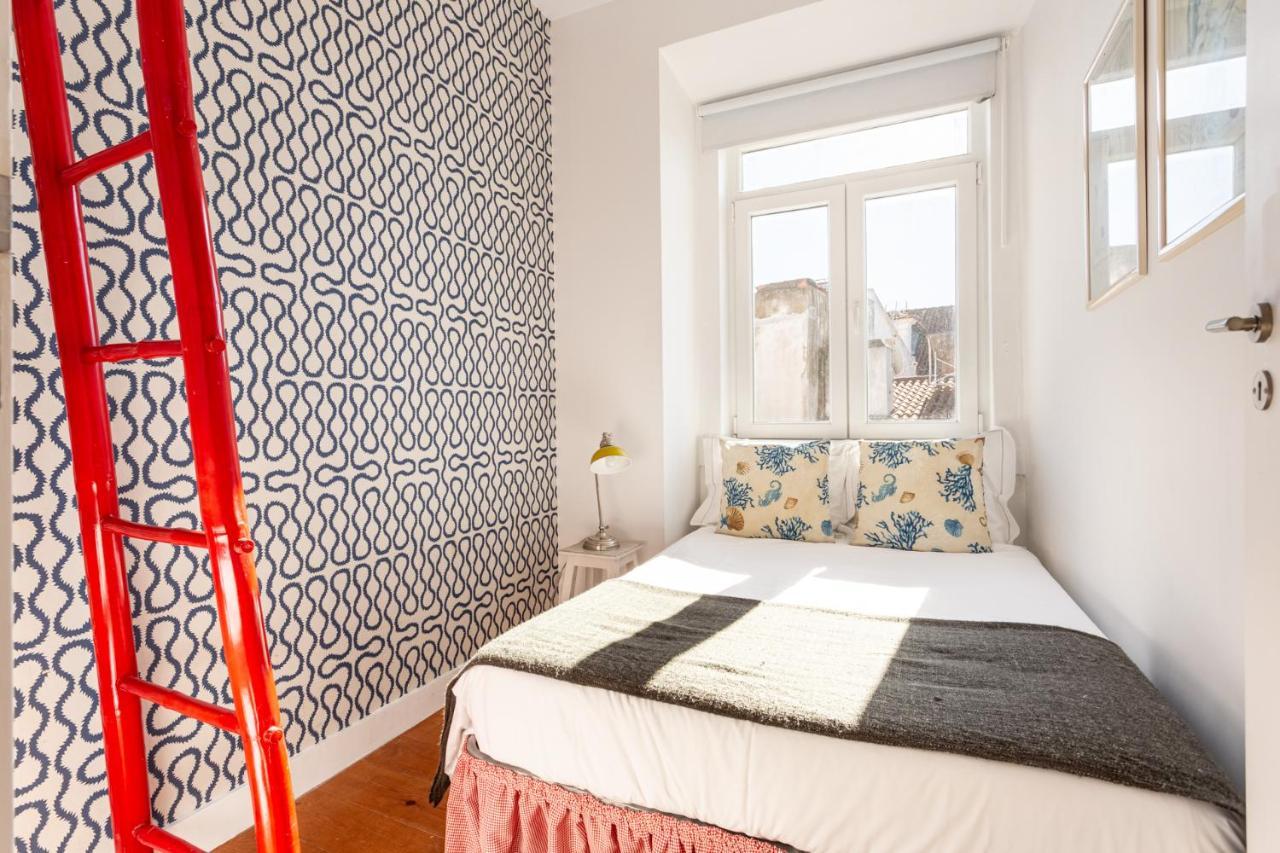 Joivy Chic 2br In Bairro Alto, 2mins To Sao Pedro De Alcantara Viewpoint * Lisbon