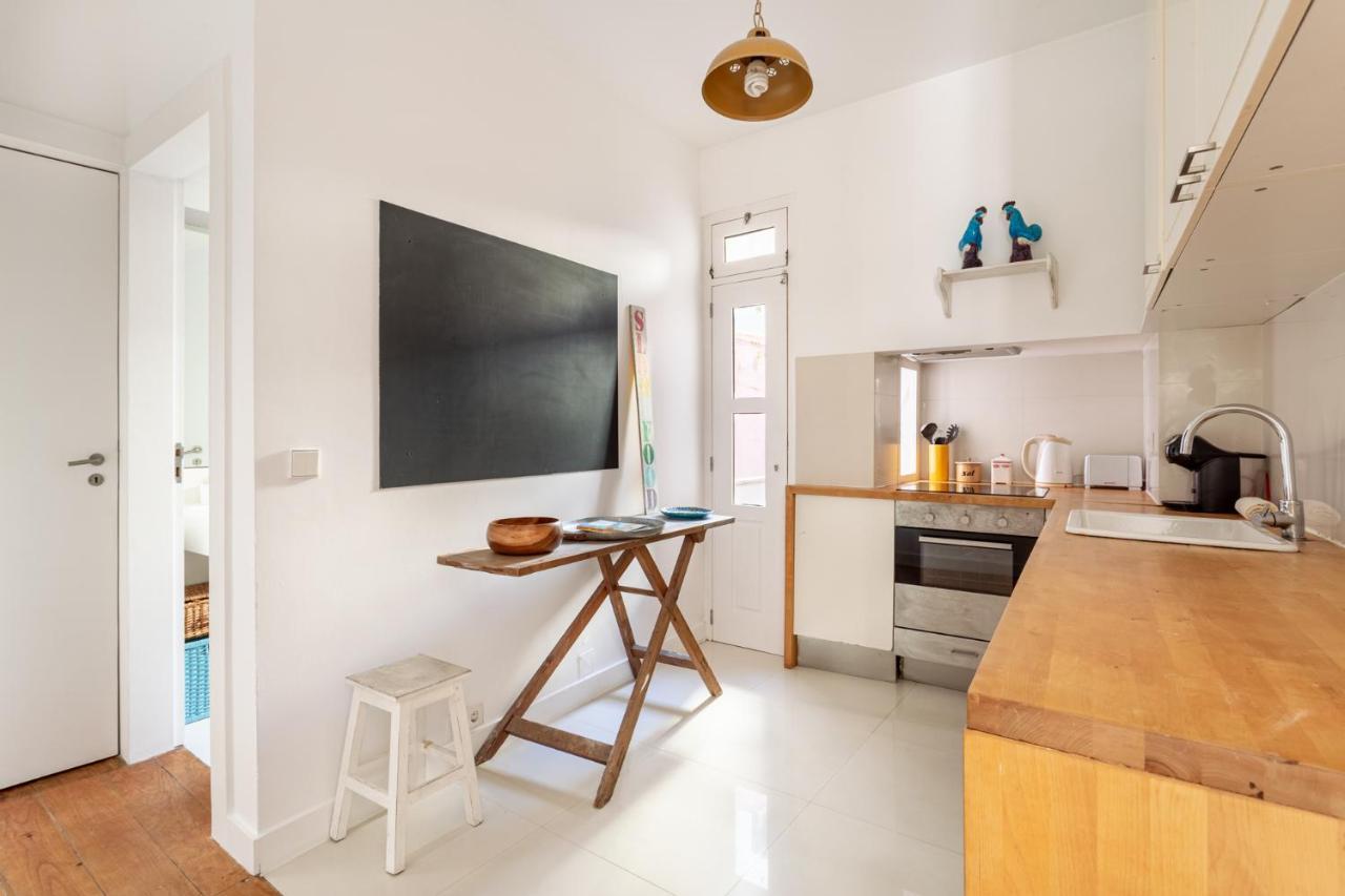 Joivy Chic 2br In Bairro Alto, 2mins To Sao Pedro De Alcantara Viewpoint * Lisbon