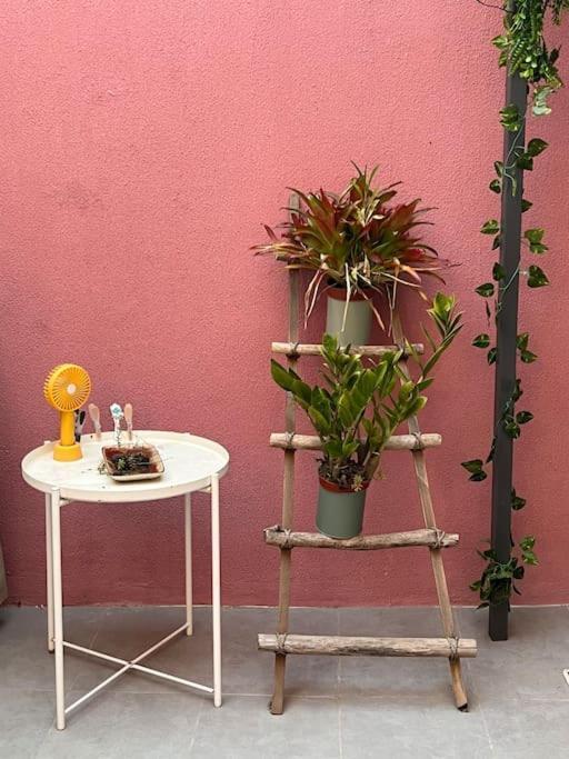 Luxury Artistic Digital Nomad Getaway W/ Terrace Appartement *