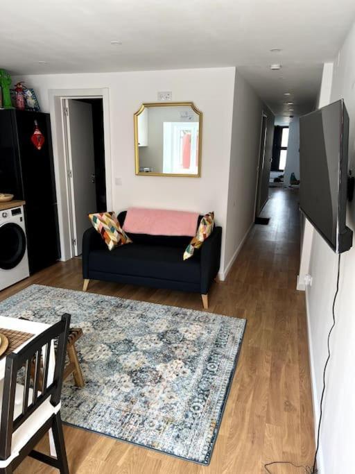 Luxury Artistic Digital Nomad Getaway W/ Terrace Appartement Lissabon