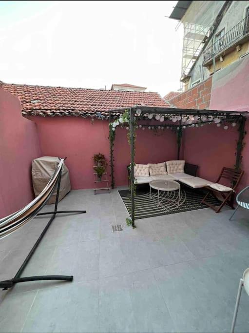 Luxury Artistic Digital Nomad Getaway W/ Terrace Appartement