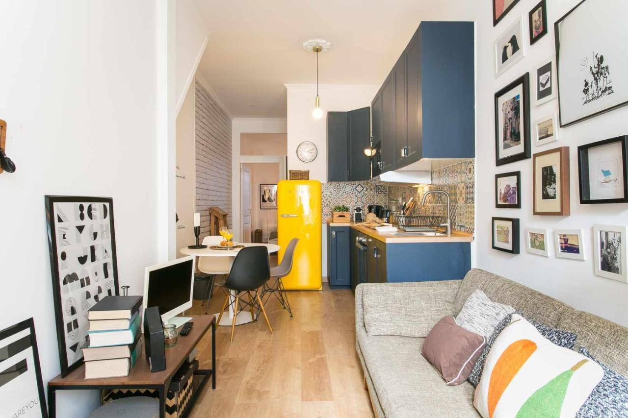 Apartment Charming With Terrace St Amaro Lissabon