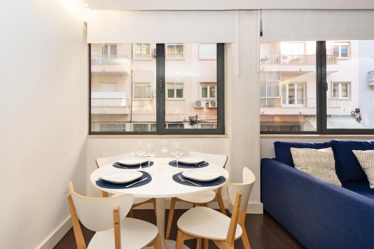 Apartment Comfortable In Marques De Pombal Lissabon