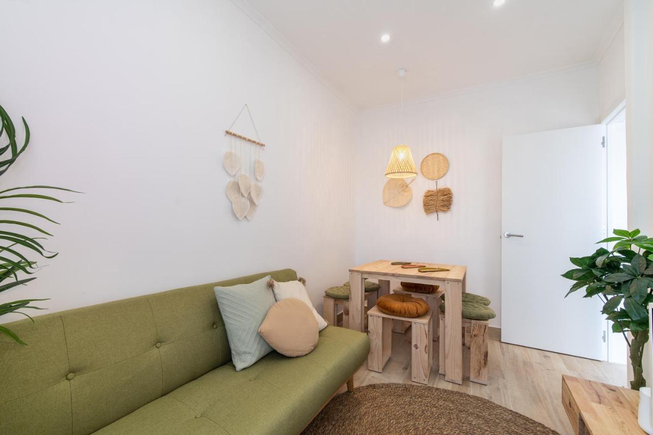Apartment Renew Yourself At An Unvarnished Hideaway