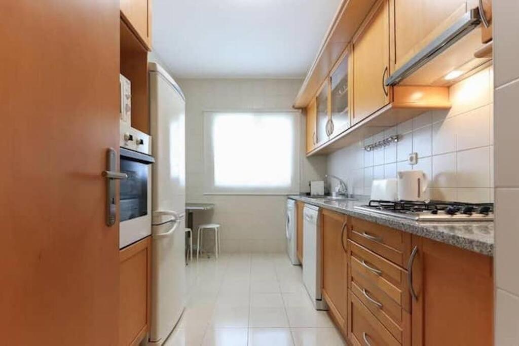 Appartement Parque Nacoes Flat W Parking Lisboa