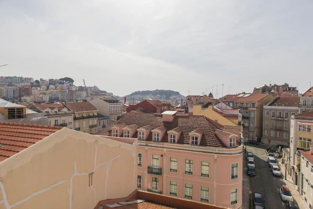 - Castle View Balcony Appartement