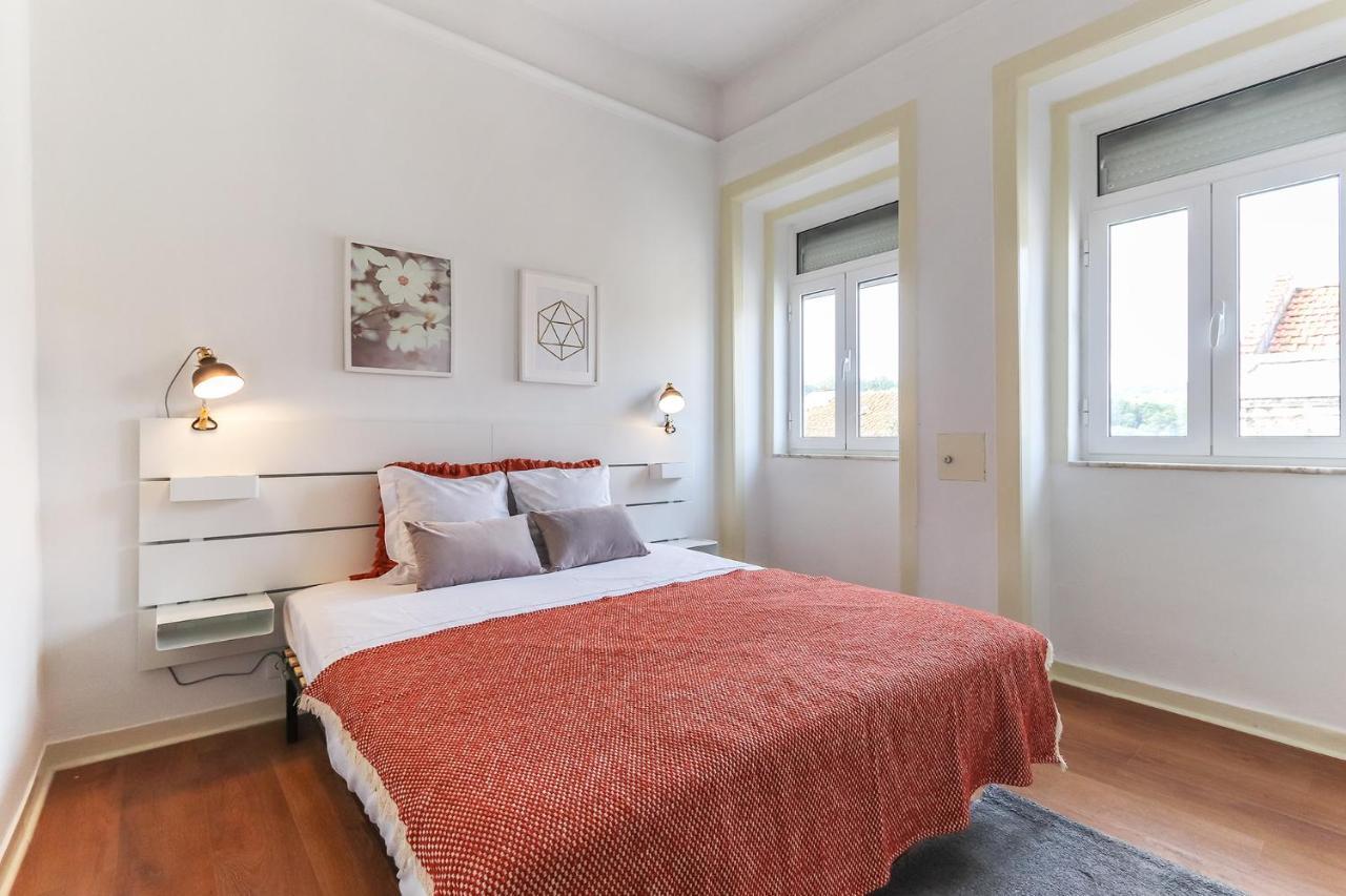 Portucale ! Stylish Campo Ourique Appartement Lisboa