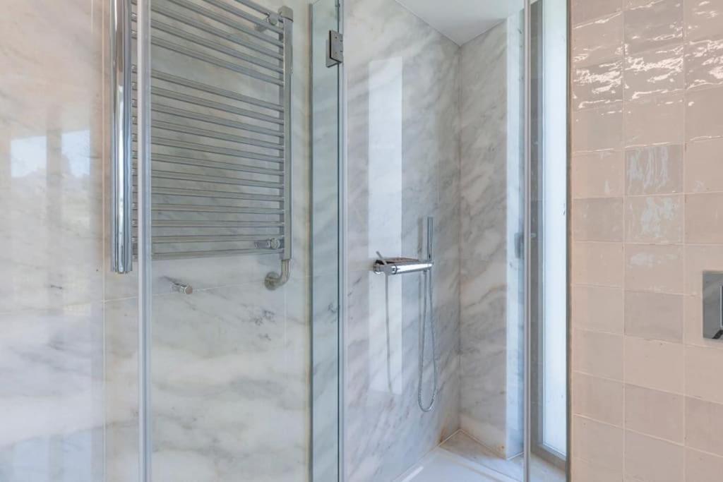 Campolide 2 Bedroom Delight By Innkeeper Appartement Lisboa