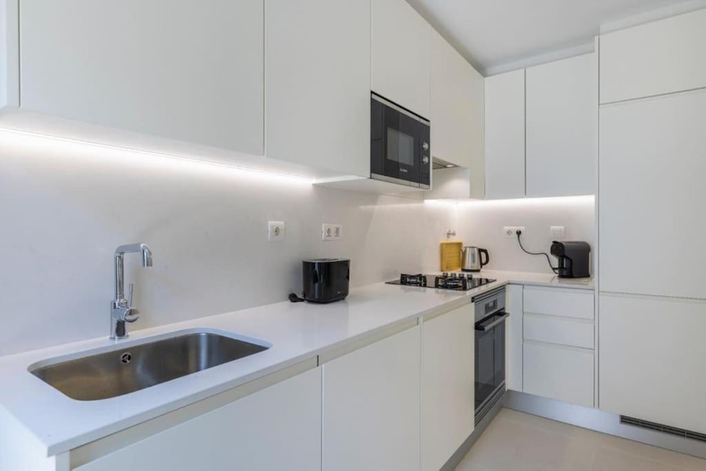 Campolide 2 Bedroom Delight By Innkeeper Apartment