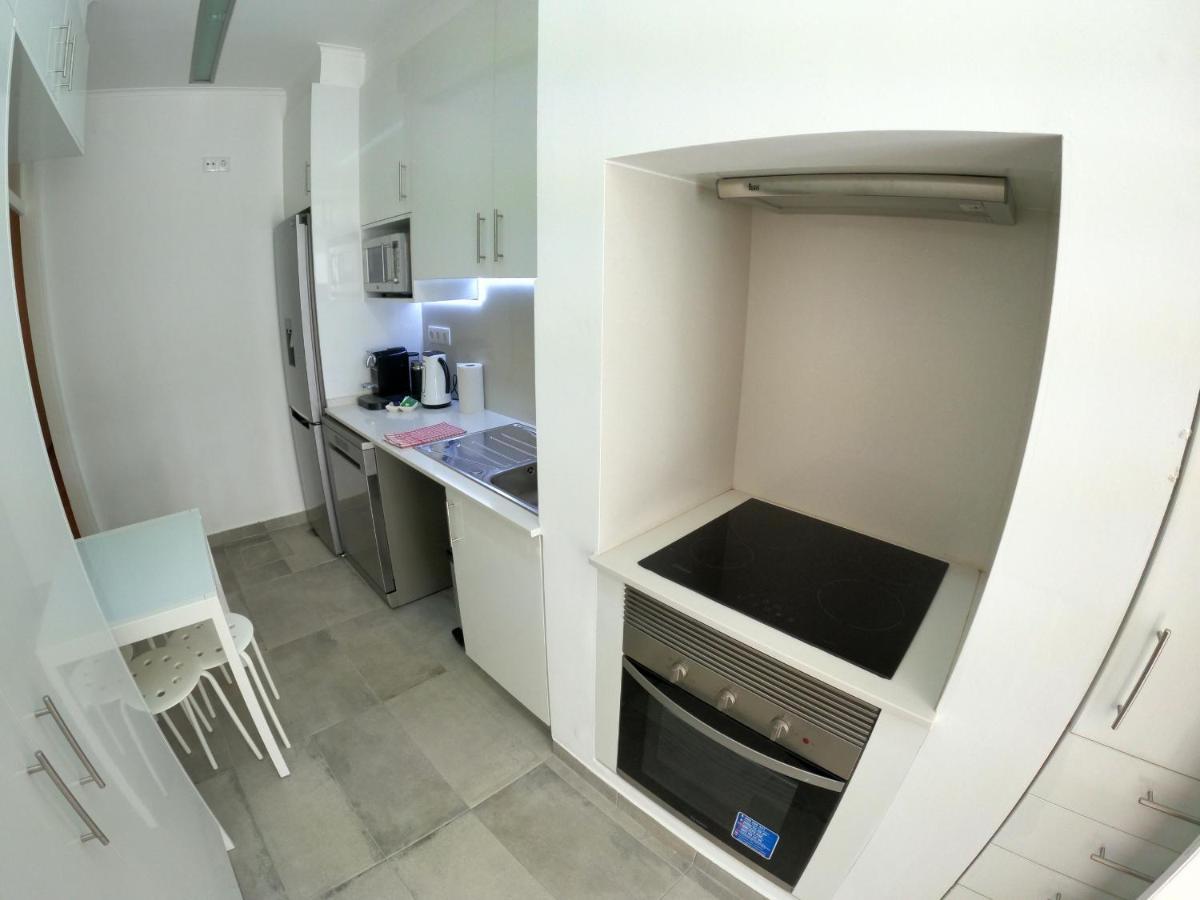 Apartment Lisbon, Renewed T1 With Pateo Near Martires Da Patria *
