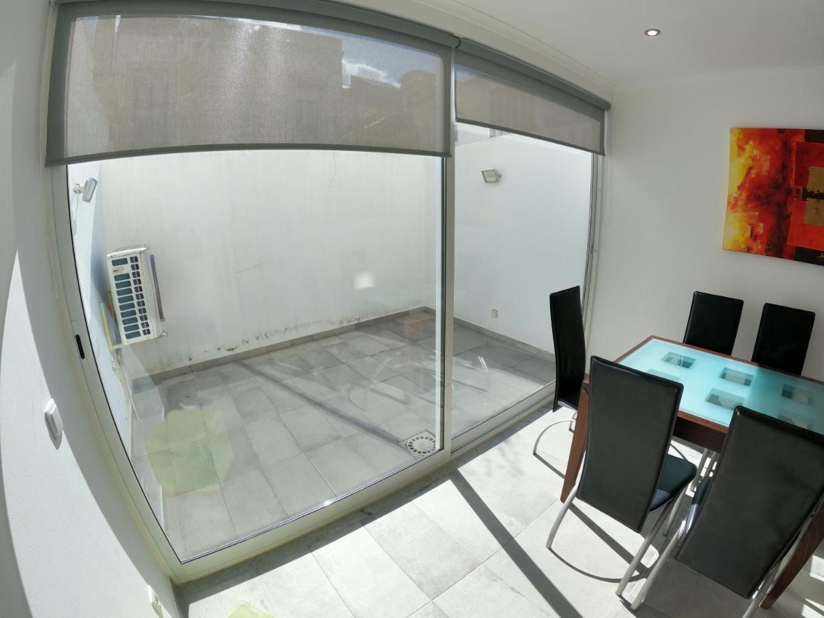 Lisbon, Renewed T1 With Pateo Near Martires Da Patria Apartment