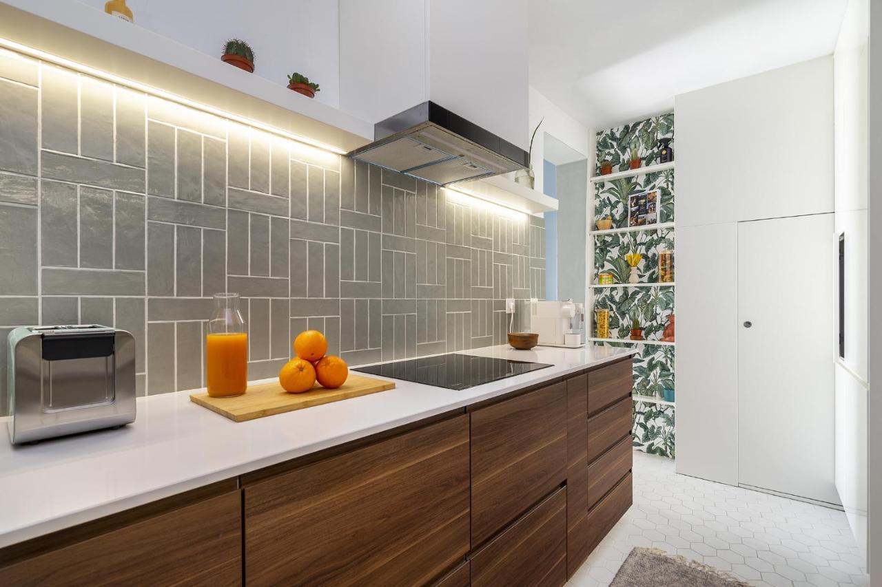 Whome Historic Centre Modern Masterpiece W River Views Apartment *