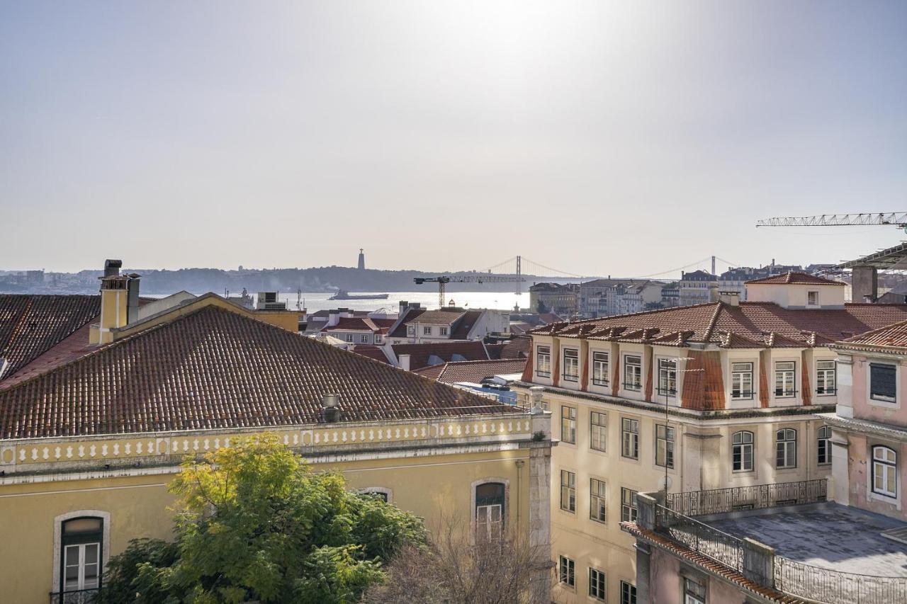 Apartment Whome Historic Centre Modern Masterpiece W River Views *