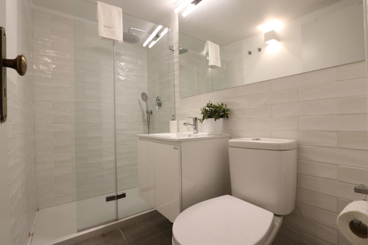 Chic Urban Retreat At Downtown With Balcony & Views Lissabon