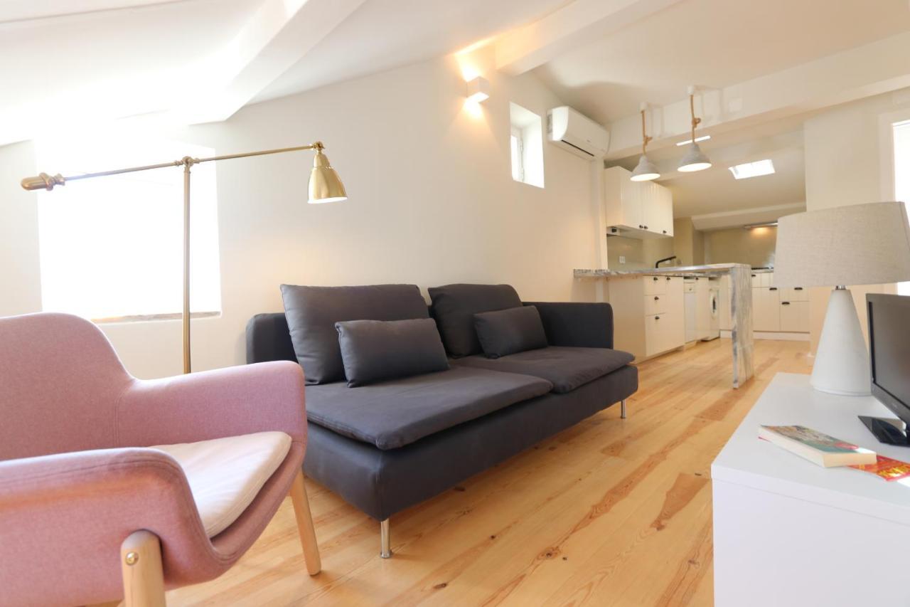 Appartement Romantic Nest For A Getaway At Downtown With Design Lisboa