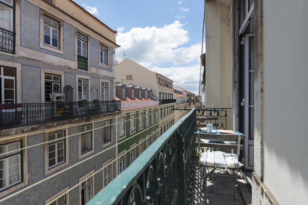 The Traditional Arts Memoir, Downtown Flat With Balcony And Comfort *