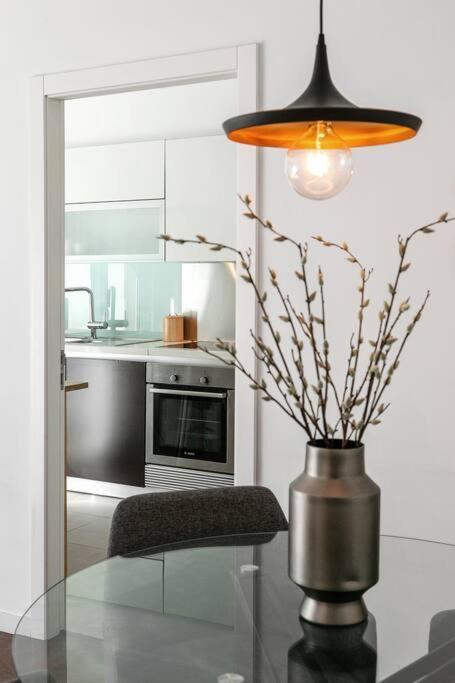 Appartement Metro&pool Lissabon