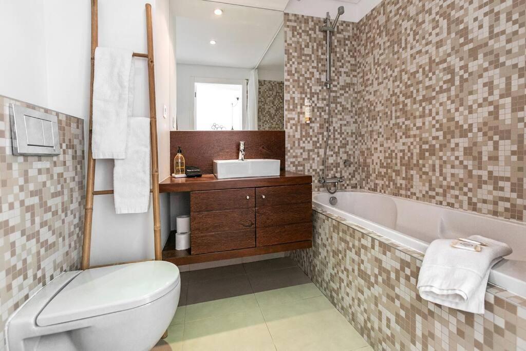 Appartement Metro&pool Lissabon