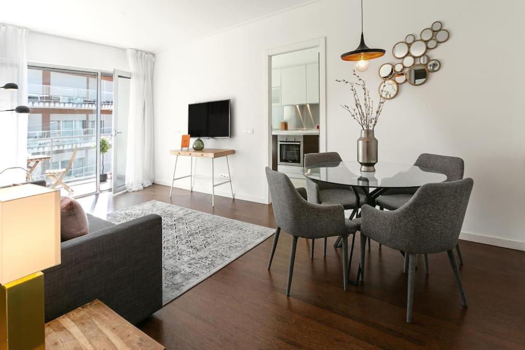 Metro&pool Appartement *