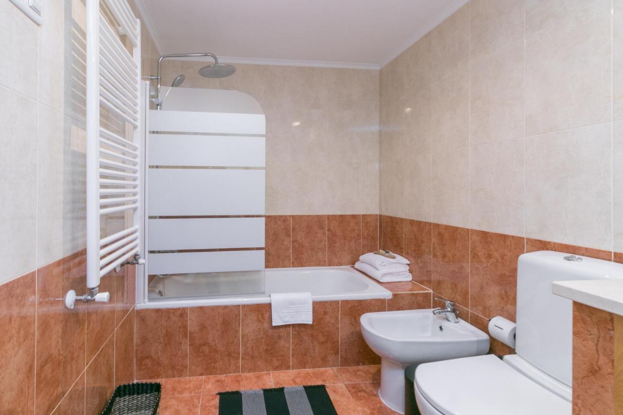 Apartment Premium Flat In Upscale Area, Balcony, Parking Lissabon