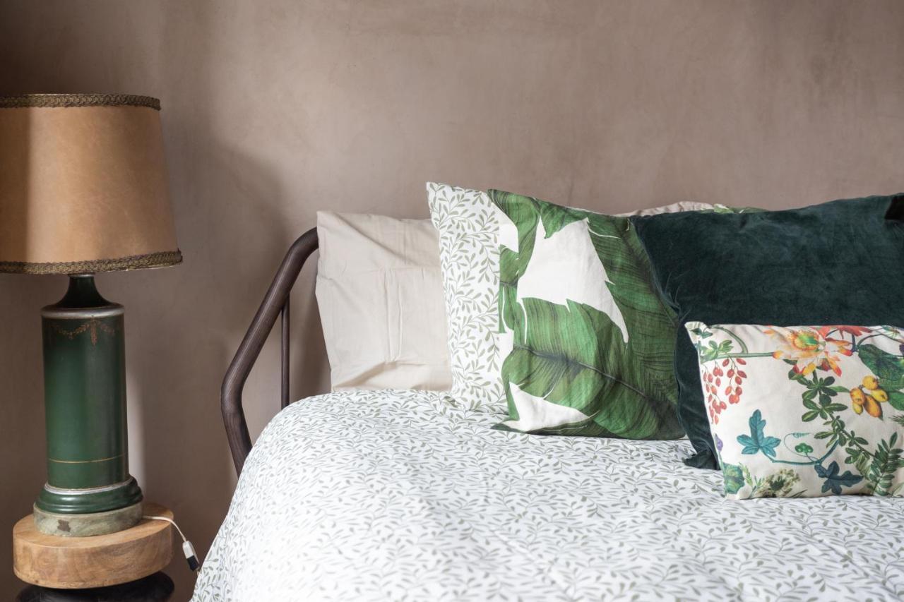 Gasthof Portuguese Style Bedroom *