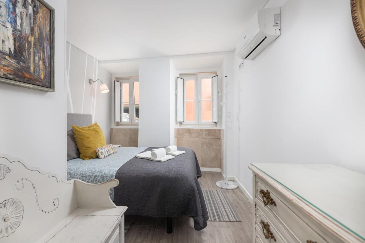 Apartment Designer Flats In Lapa By Lovelystay Lissabon