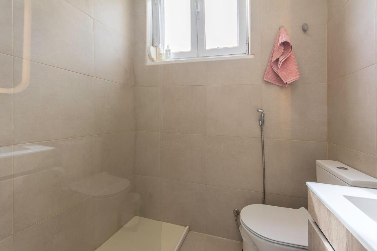 New Bright And Cozy In Graca Appartement